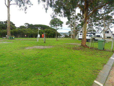 Rest Point Holiday Village - Redcliffe Tourism 3
