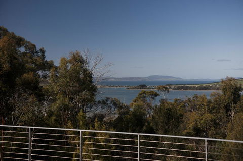 Ridgeline Pottery - Redcliffe Tourism 2