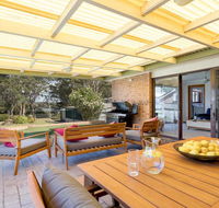 Rita Mae's on the river - relax and recharge - Redcliffe Tourism