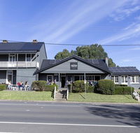 Robertson Public House and Kitchen - Redcliffe Tourism