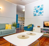 Robins Nest - Redcliffe Tourism