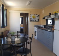 Rocks Retreat Cabin 3 - Lobster - Redcliffe Tourism