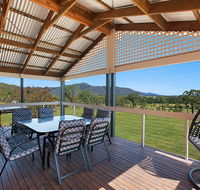 Rosamund House in Broke 4br House in walking distance to Cellar Doors - Redcliffe Tourism
