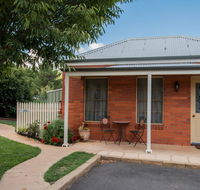 Ross Motel - Redcliffe Tourism