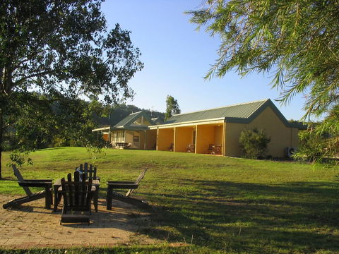 Rothbury Escape - Redcliffe Tourism 1