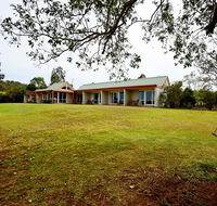 Rothbury Escape - Redcliffe Tourism