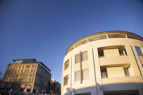 Salamanca Terraces - Redcliffe Tourism 0