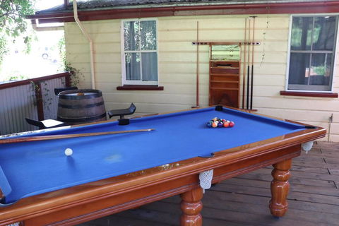 Samford Cottage - Redcliffe Tourism 0