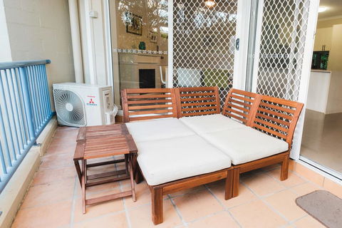 Sanctuary Lake Apartments - Redcliffe Tourism 1