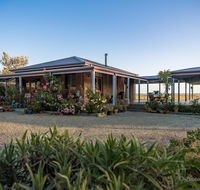 SanctuaryWaratah - Redcliffe Tourism