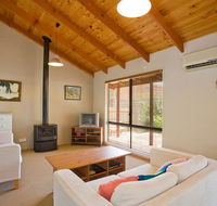 Sandhurst Escape 2-17 - Redcliffe Tourism