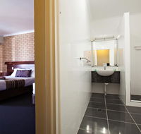 Sarina Motor Inn - Redcliffe Tourism