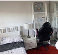 Sassy and modern apartment - Redcliffe Tourism