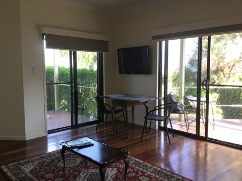 Sea Breeze Esplanade, Beachfront, Close Marina Hervey Bay - Redcliffe Tourism 2