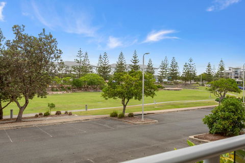 SEA CULTURE 1110 - Redcliffe Tourism 2