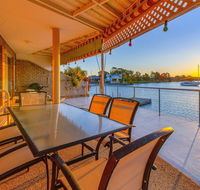 Seachange -Waterfront - Redcliffe Tourism