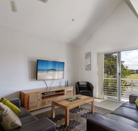 Seachange Apartment 2 - Redcliffe Tourism