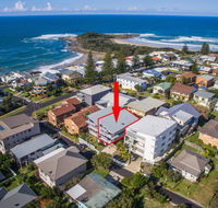 SeaCrest - plunge pool and views - Redcliffe Tourism