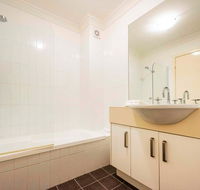 Seaspray 5 - Redcliffe Tourism