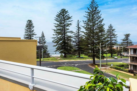 Seaspray 5 - Redcliffe Tourism 1