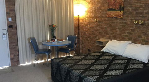Settlement Motor Inn - Redcliffe Tourism 0
