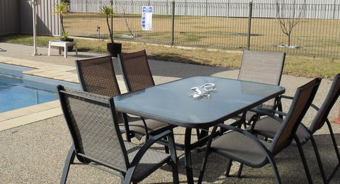 Settlement Motor Inn - Redcliffe Tourism 3