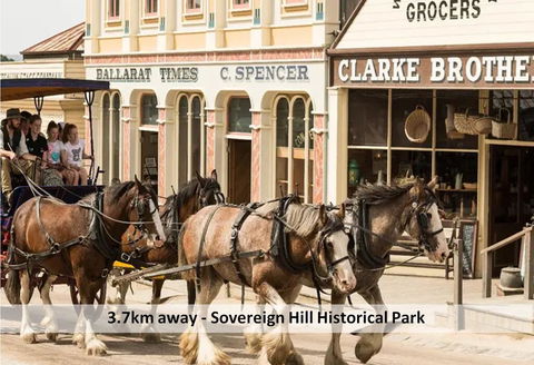 Sherrard Place - Redcliffe Tourism 1