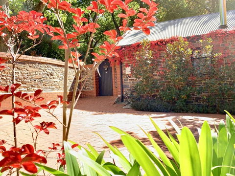 Sherwoode - Redcliffe Tourism 1