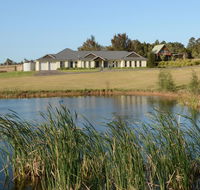 Silver Springs Estate 4br house  6br house with Wifi Pool. Fireplace Views Olives and Space - Redcliffe Tourism