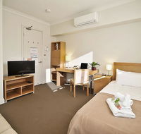 Single Room w/ Private Bathroom in Brunswick - Redcliffe Tourism