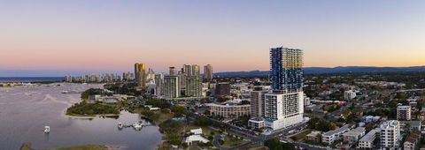 Sky Broadwater Apartments - Redcliffe Tourism 2