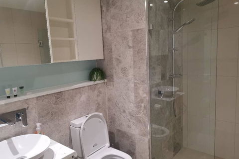 Skyview Luxury 4Br Penthouse WWP - Redcliffe Tourism 3