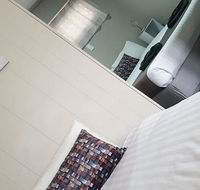 Smerdon Lodge Motel - Redcliffe Tourism