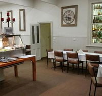 Snake Valley Hotel - Redcliffe Tourism