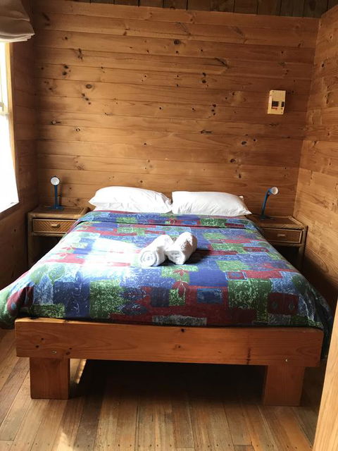 Somerset Beachside Cabin And Caravan Park - Redcliffe Tourism 3