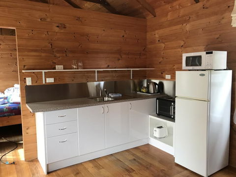 Somerset Beachside Cabin And Caravan Park - Redcliffe Tourism 1
