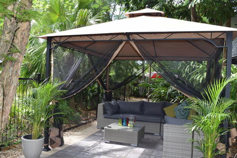 South Pacific Bed & Breakfast - Redcliffe Tourism 2