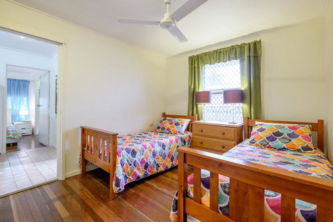 Southside Central Unit - Redcliffe Tourism 3