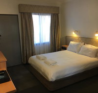 Spa Village Travel Inn - Redcliffe Tourism
