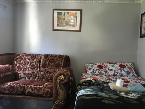Spacious And Private Room - Redcliffe Tourism 2