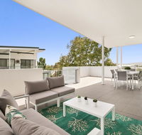 Spacious apartment with generous entertaining - Redcliffe Tourism