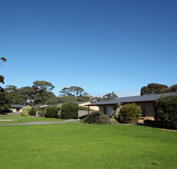 Spring Bay Villas - Redcliffe Tourism