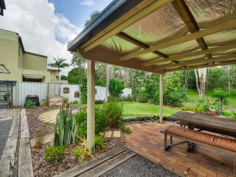 Starfish Shack By The Sea - Redcliffe Tourism 3