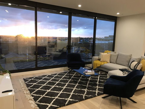 StayCentral Essendon Escape Sub-penthouse - Redcliffe Tourism 2
