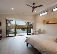 Still Earth - Redcliffe Tourism