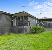 Strathmore Beach House 67 - Redcliffe Tourism