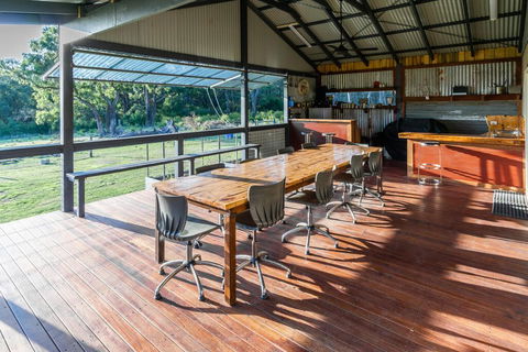 Studio 165 Hidden Gem On 50 Acres With Bay Views - Redcliffe Tourism 2