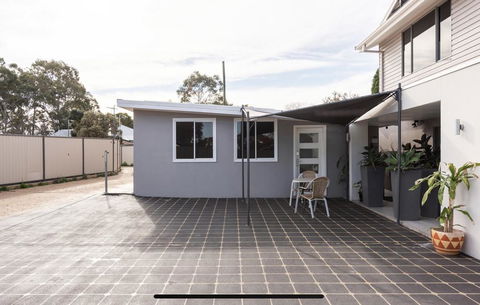 Studio Vues - Redcliffe Tourism 2