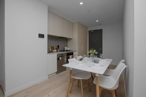 Stunning 2 Bdrms APT@Parkville Free Carpark+wifi - Redcliffe Tourism 1
