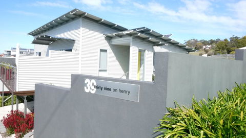 Stylish Holiday Unit - Redcliffe Tourism 0